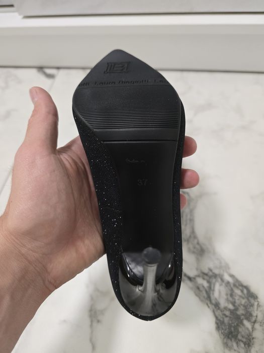 Laura Biagiotti - Обувки на ток