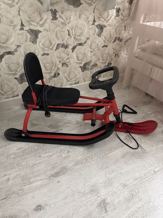 Продам Снегокат детский kreiss