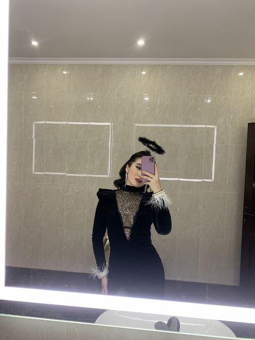 Продаются вечерние платье .