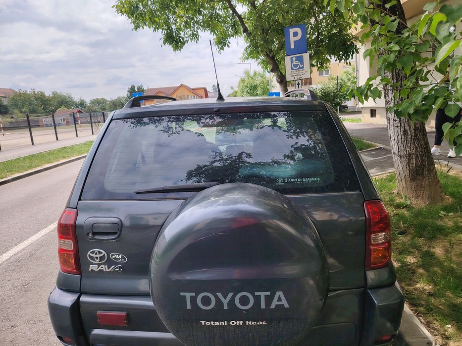 Autoturisme  Toyo