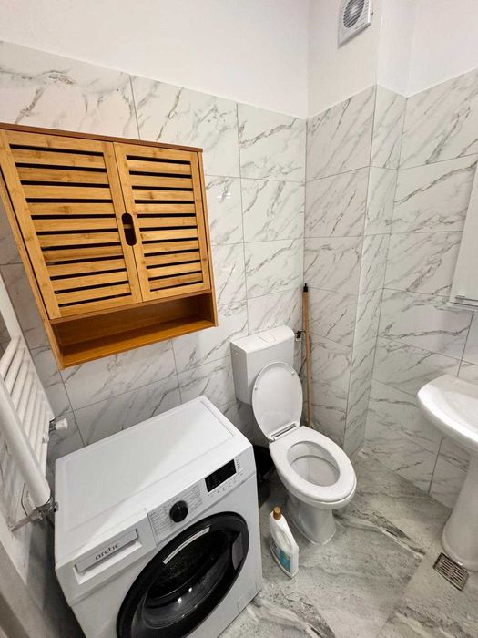 Garsoniera Militari Residence Weiener Palada cu balcon, parcare