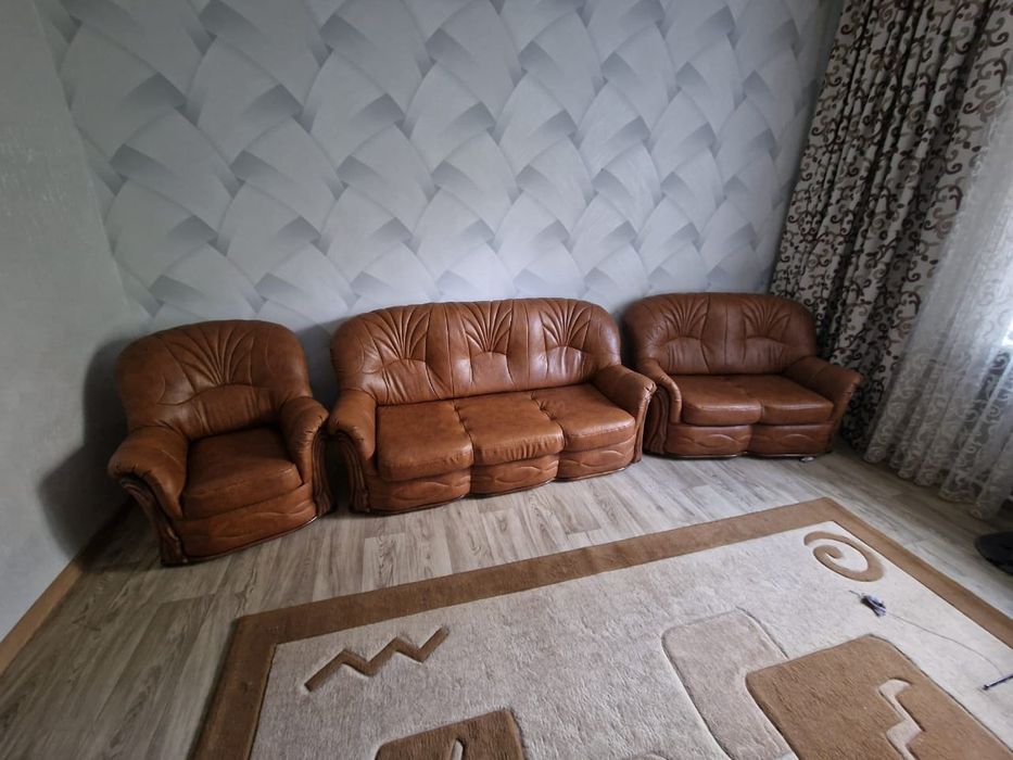 Продам диван +2 кресла