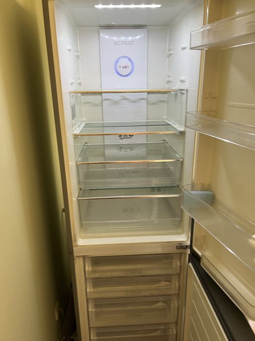 Продам холодильник Haier