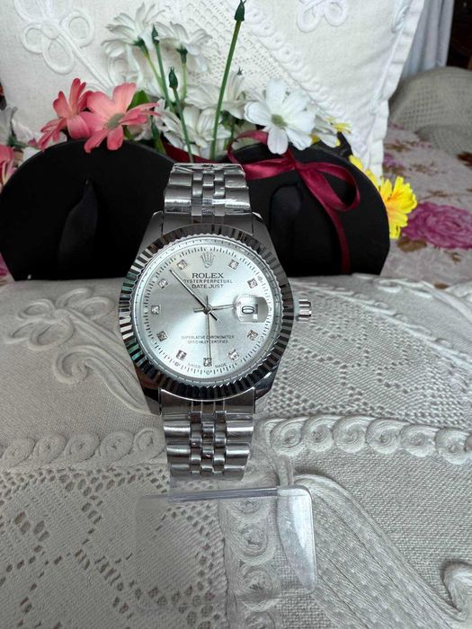 Часовници Rolex с кварцов механизъм
