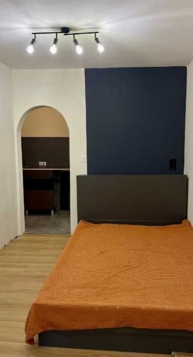 Дава се под наем Едностаен апартамент в София, Изток - 30 кв.м за 590 € - Снимка #1