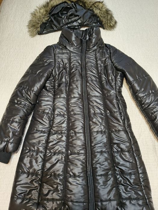 Продавам дамско яке Junona 44 размер