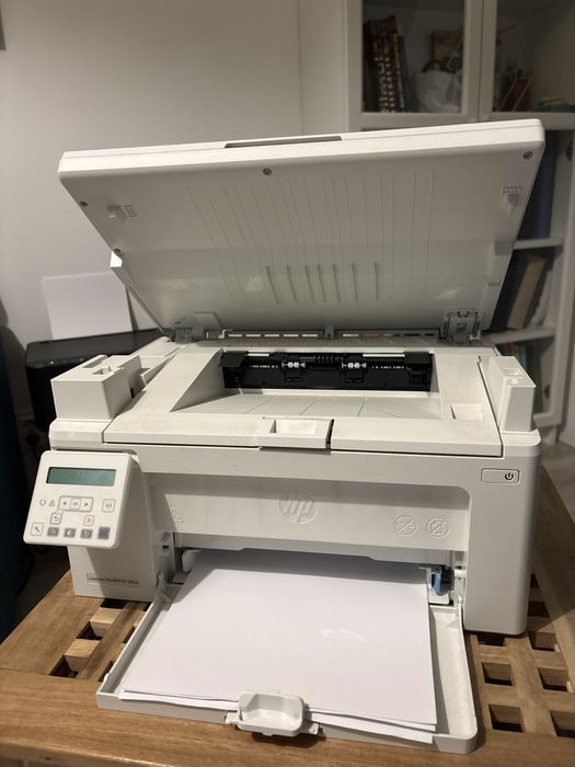 HP LaserJet Pro MFP M130nw – Multifuncțională laser Wi-Fi (Printare / Scanare / Copiere)