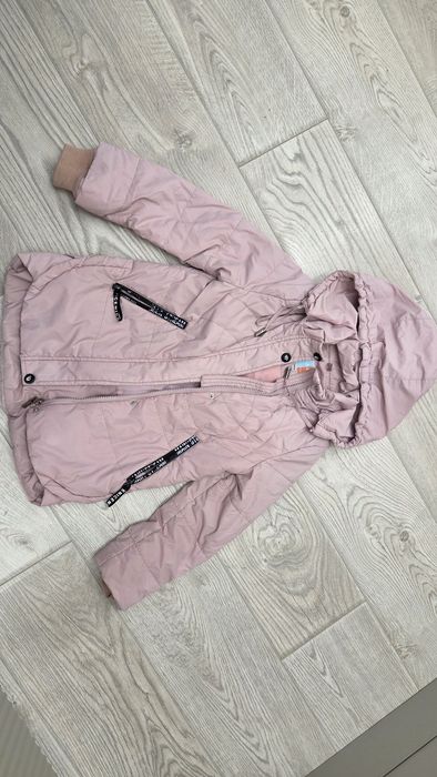 Курточки демисезонные для девочки