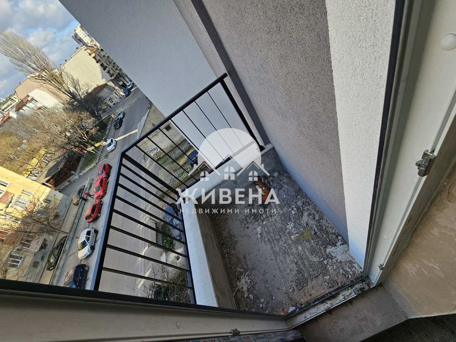 Продава се Тристаен апартамент в Варна, Погреби - 98 кв.м за 1898 €/кв.м - Снимка #6