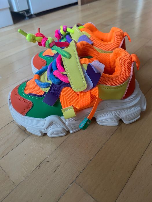 Сандали Nike 21 номер, кецове 26 номер