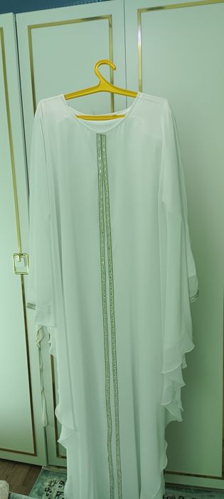 Продам новые платья- абайки, с Эмиратов