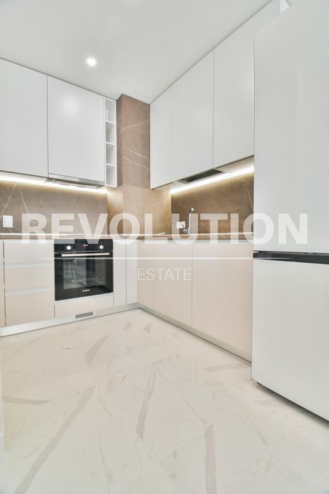 Дава се под наем Четиристаен апартамент в София, Бъкстон - 120 кв.м за 1300 € - Снимка #1