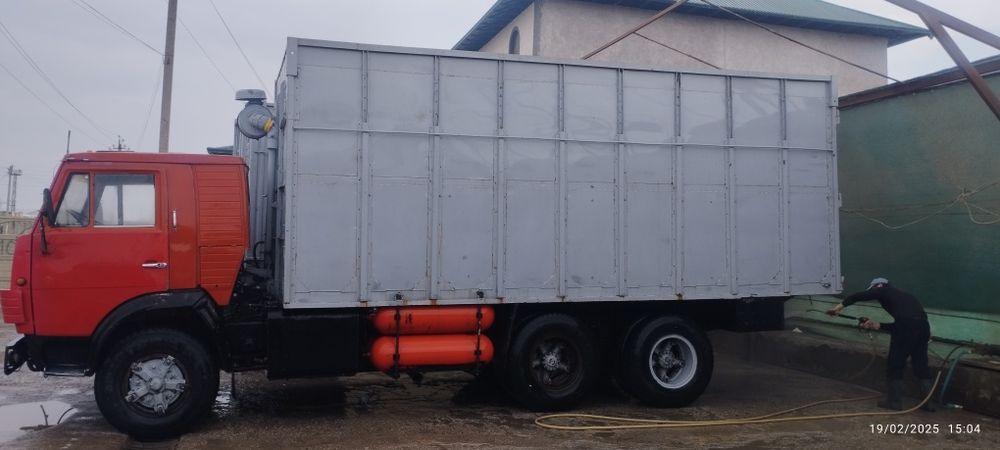 Kamaz yuk mashinasi