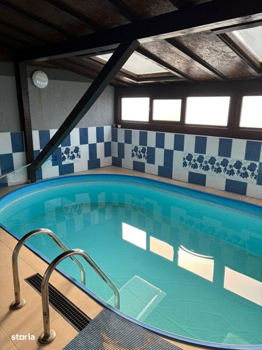 Casa P+1, 350 mp utili, teren 500 mp, zona Craiovita Noua