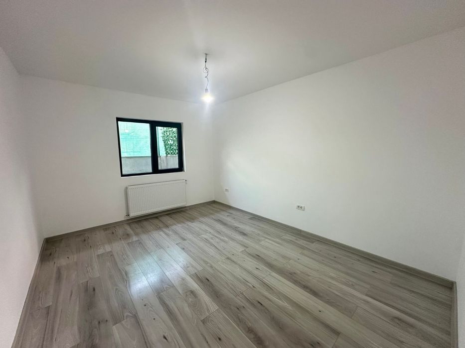 Casă de vânzare 3 camere baie bucătărie