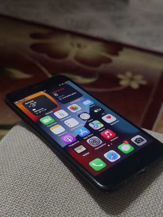 Iphone 7 plus в идеале обменяю