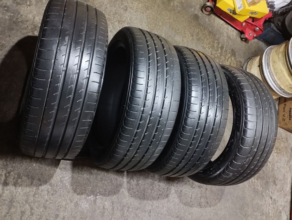 YOKOHAMA Advan Sport