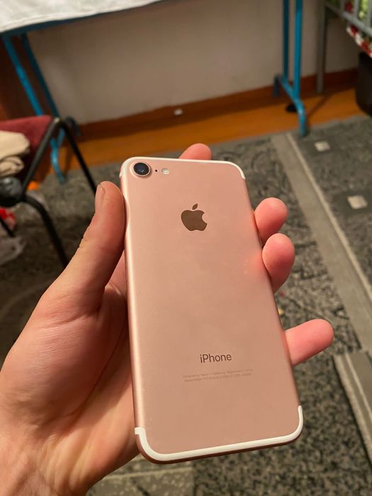 Айфон 7 в идеальном состоянии