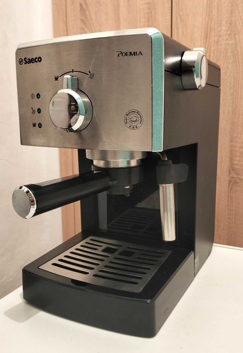 Espressor manual Saeco Poemia HD8325/09, 950W, 15 bar, 1l, Negru/Inox