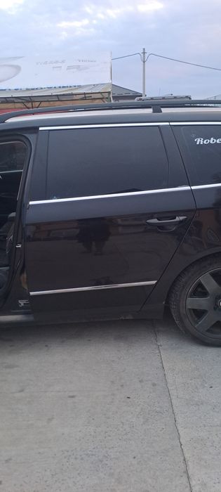Vand usa stânga spate vw Passat B6 break cod culoare LC9X In stare foarte buna fara rugina