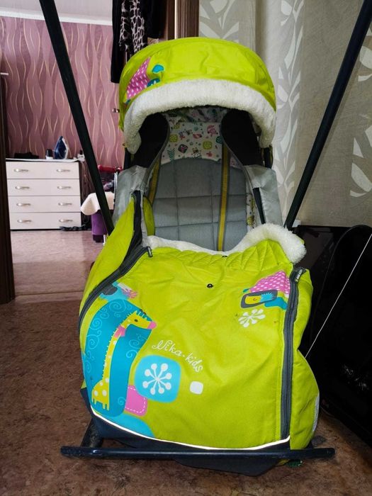 Продам зимние санки