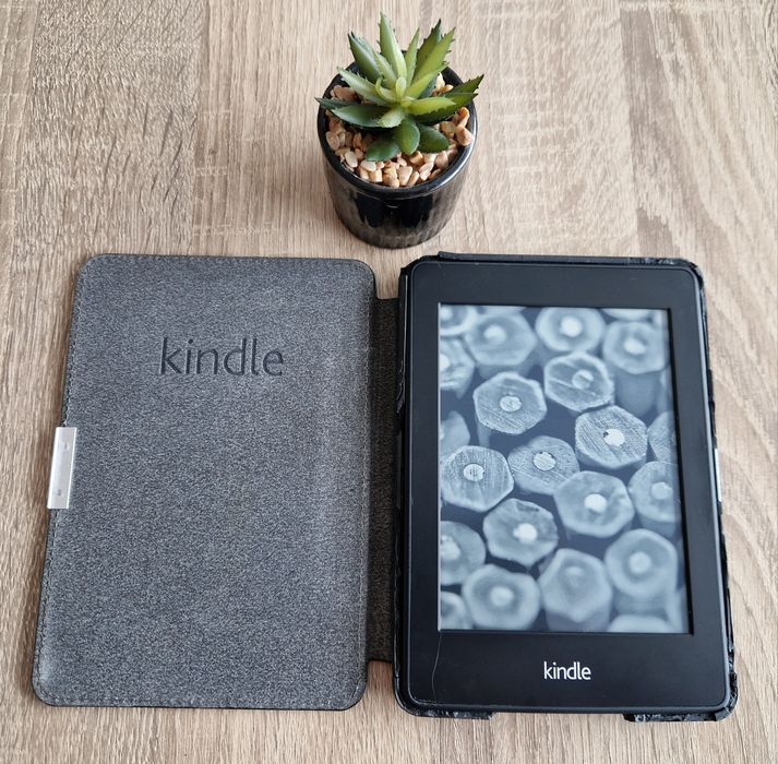 БЕЗПЛАТНА ДОСТАВКА Kindle Paperwhite електронен четец с подсветка