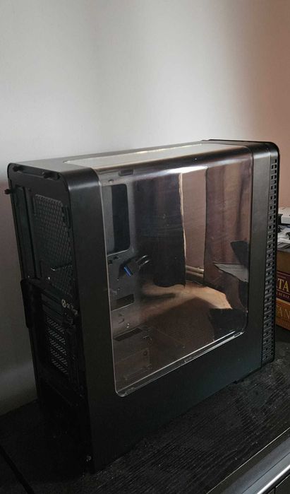 Carcasa Thermaltake, Middle Tower, View 28 RGB