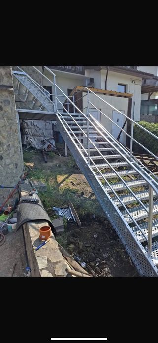 Scari zincate gavanizate