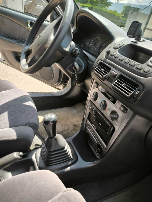 Toyota corolla 1.6; 110 к.с;  2000год.