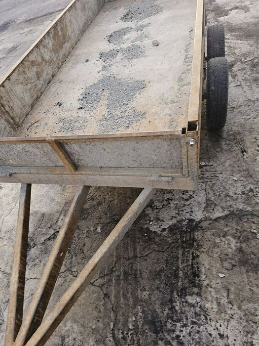 Москвич сотилади