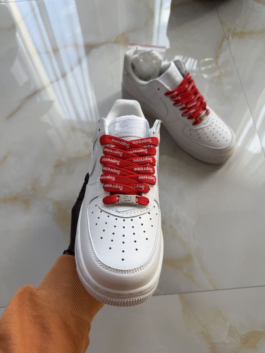 Adidasi Nike Air Force One Supreme
