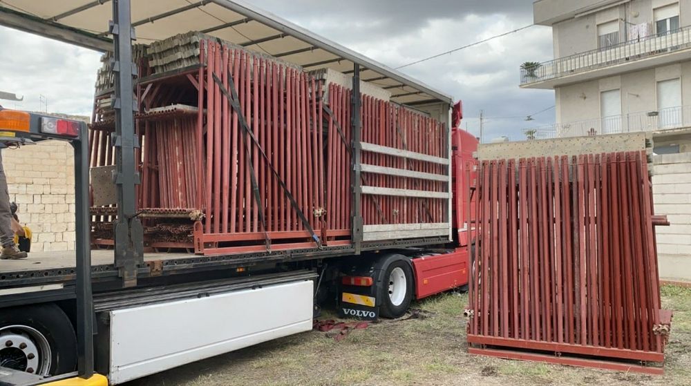 Schela metalica second, stare foarte buna