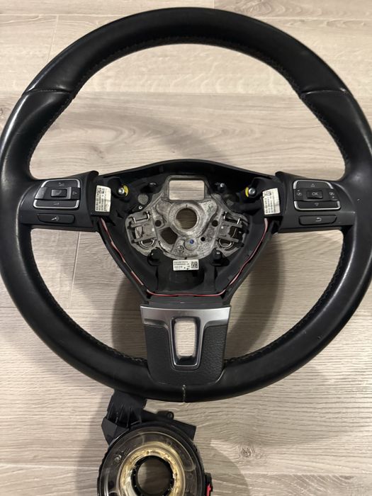 Волан  VW Golf 6 Passat B7 Голф 6 Пасат Б7 Tiguan Тигуан