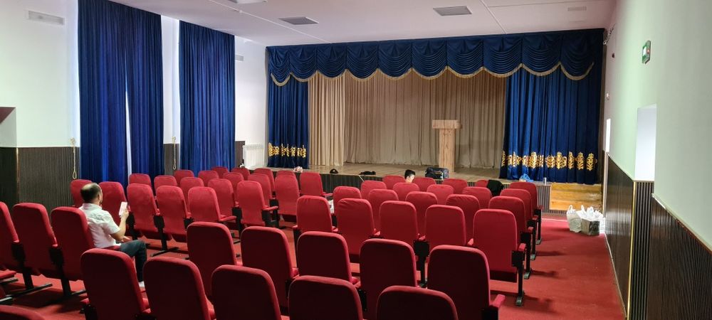 Шторы театральные занавес для сцены