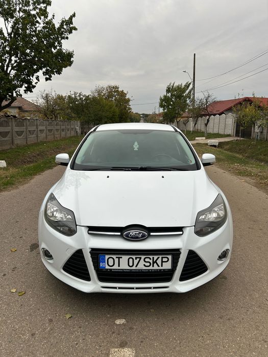 FORD Focus 2013 — imagine 10