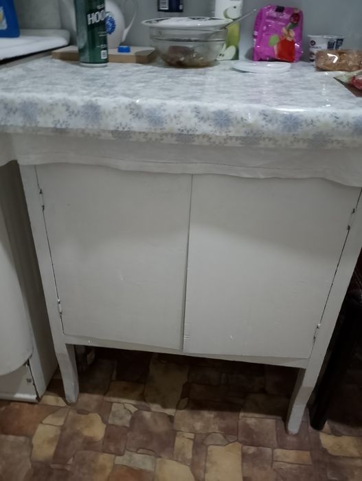 Столик тумба кухонный