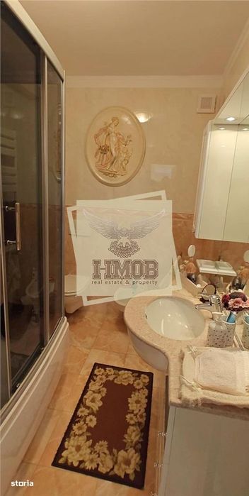 Casa cu 4 camere 2 bai si 830 mp teren in zona Bavaria