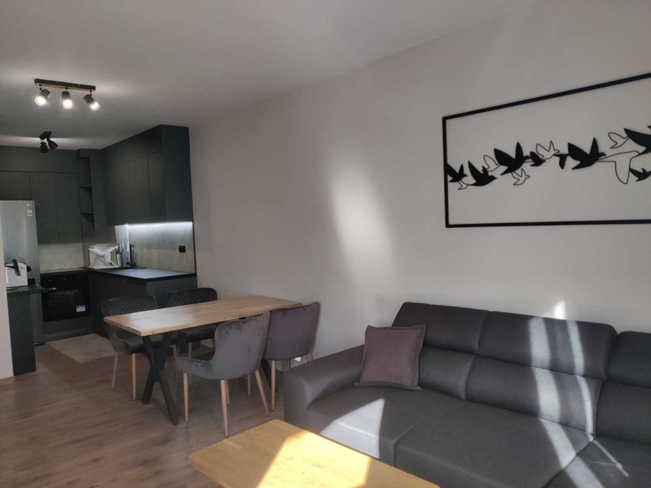 Продава се Двустаен апартамент в София, Малинова долина - 67 кв.м за 2538 €/кв.м - Снимка #2