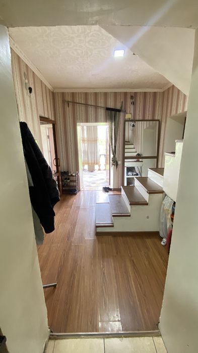 Уй хамма шароитлари билан