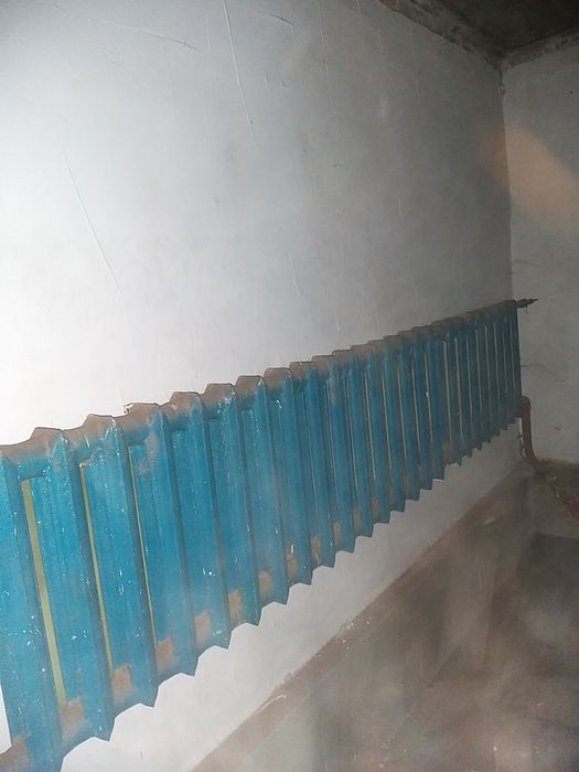 Продам радиатор  и регистры для отопления б/у