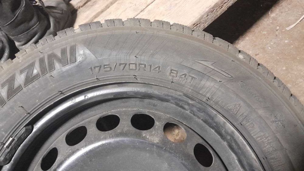 Mazzini зимние шины дисках комлект nexia 3 spark 175 70 R 14