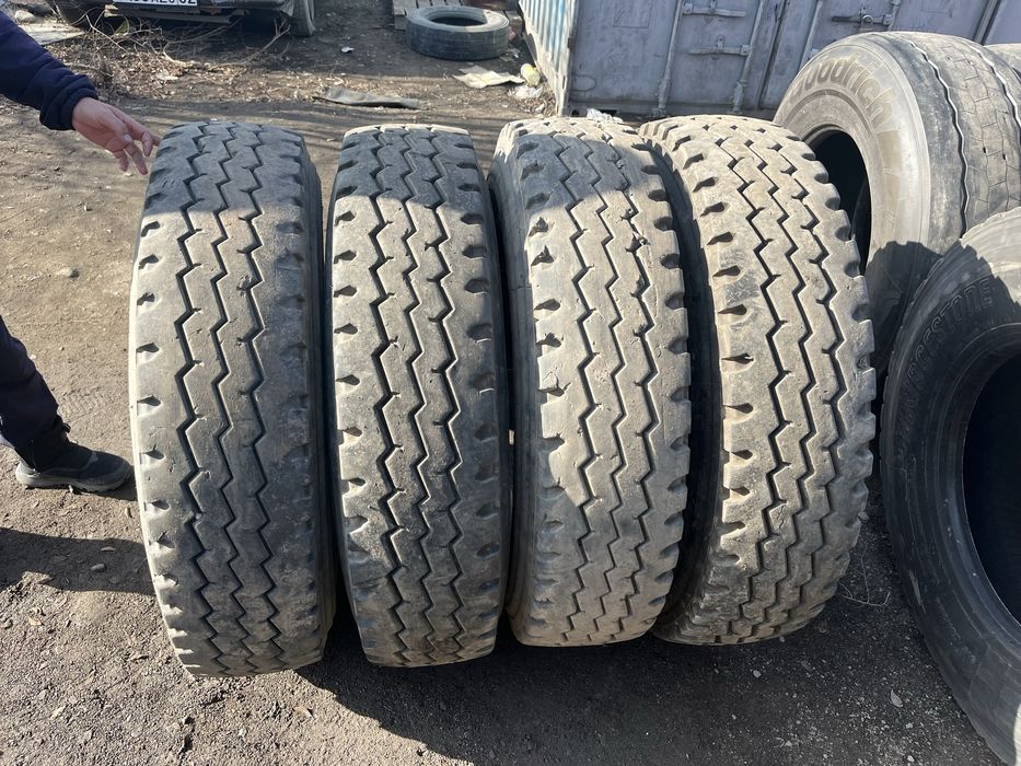 Продам грузовые шины