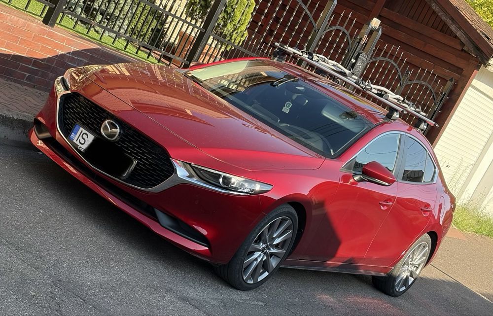 Vând Mazda 3 SkyActiv G, mild hybrid, automată - întreținută exclusiv la reprezentanța Mazda, cu istoric complet și transparent (poze și documente)