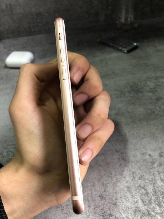 Iphone 8 gold 
Emkost 76 tro ton bor