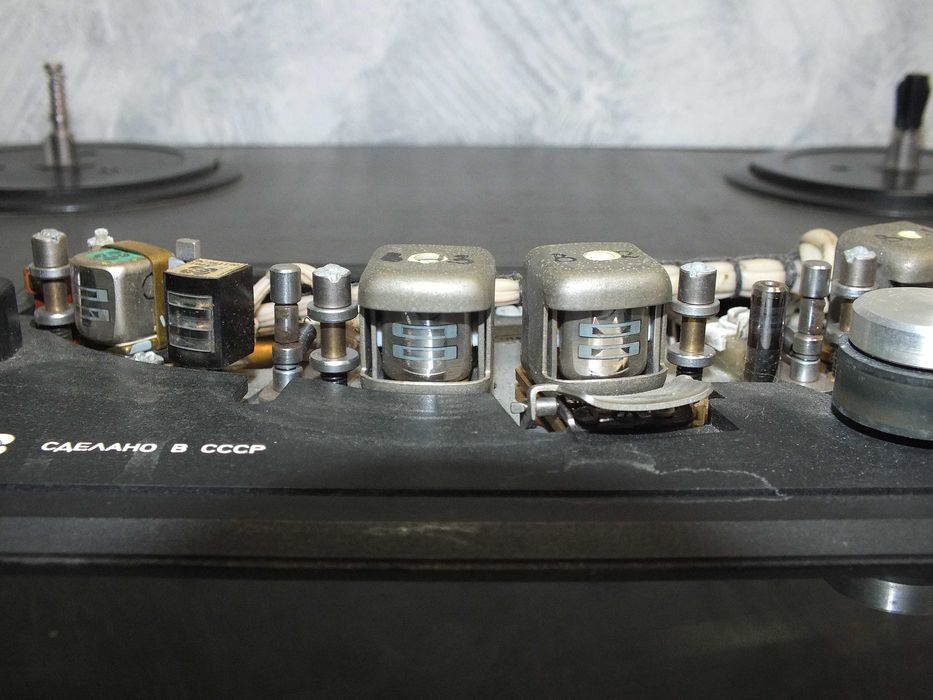 Катушечный магнитофон Олимп 005