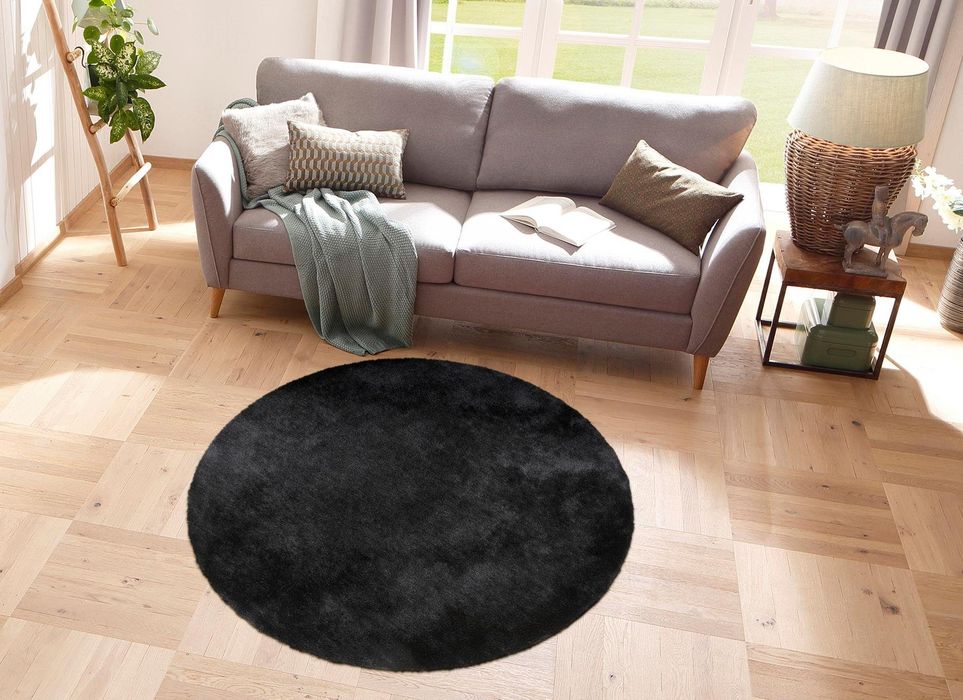 Covor Dana rotund, fir inalt si moale, negru, diametru 140 cm
