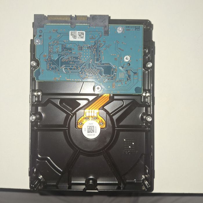 Продаётся жесткий диск HDD