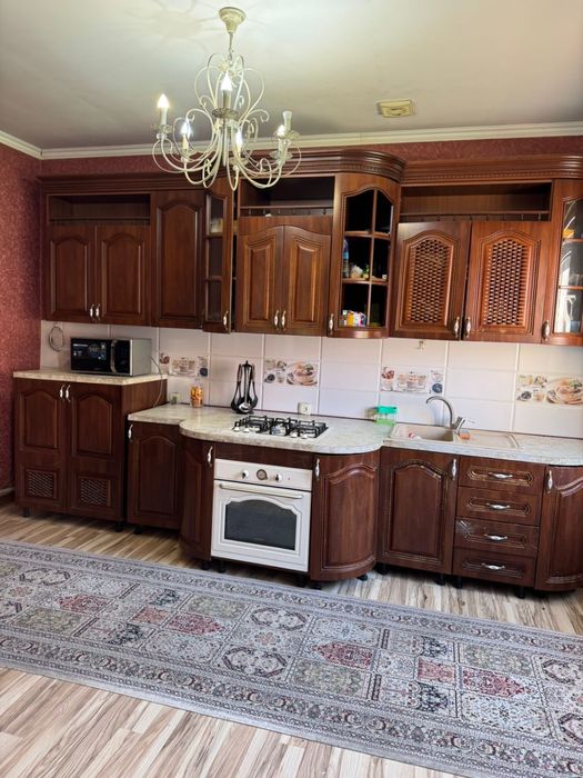 Продаю кухонный гарнитур