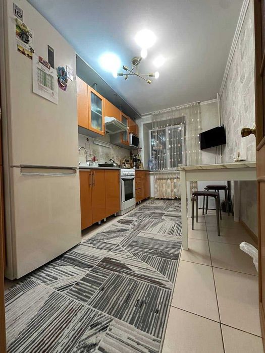 4 комнатная квартира, Кривой