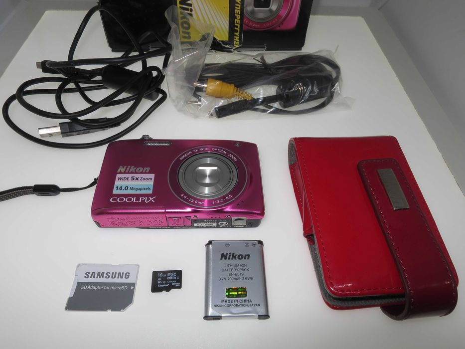 Nikon Coolpix S3100 ултра компактен цифров фотоапарат дигитална камера